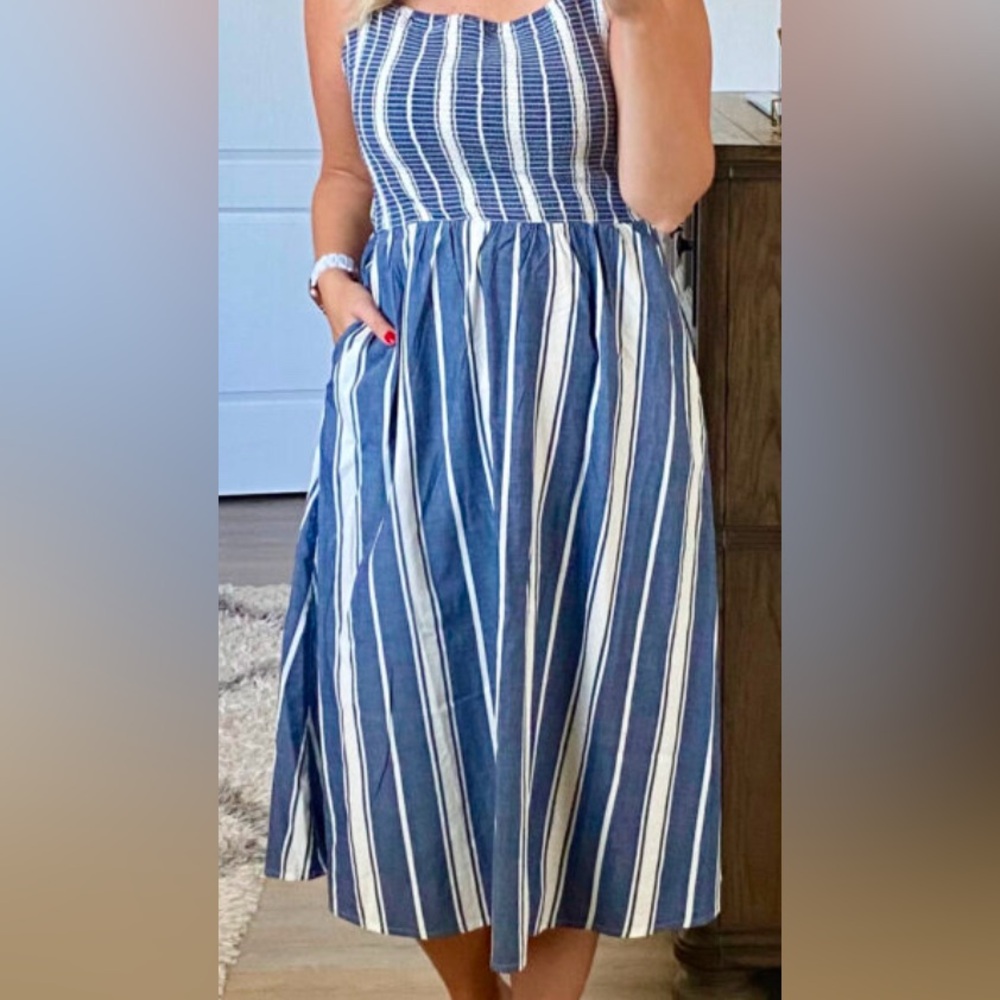 Midi dress